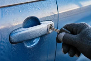 Prévenir le gel d’une serrure en hiver